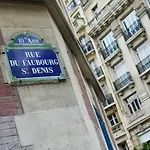 Lovely Studio Heart Of Paris